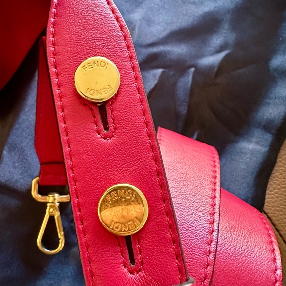 Fendi Kan U Medium Shoulder Bag Red Calfskin Leather  Gold Chain & Leather Strap - Picture 9 of 11